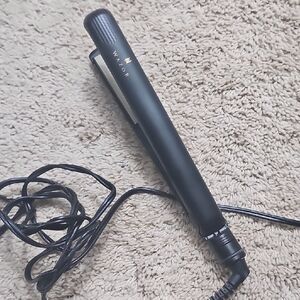 Wazor Like New Black Hair Straightener